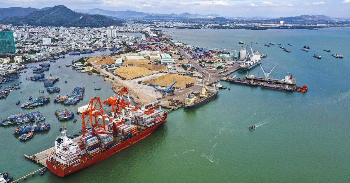 Could a shipping crisis derail post-pandemic economic recovery?